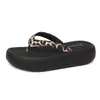 Chanclas de Suela Gruesa para Mujer, Negras, Para Verano, Antideslizantes, Nuevo Estilo 2026, Casuales, Versátiles, Sandalias de Playa para Mujer