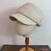 Chapéu Equestre Pleated de Lã Xadrez Retrô para Mulheres Aba Larga Faz o Rosto Parecer Menor Sensação de Alto Padrão Modifica o Formato do Rosto Chapéu Artístico de Topo Plano Outono/Inverno
