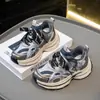 Zapatos Deportivos Infantiles 2025 Primavera Nuevo Estilo Moda para Niñas Zapatos de Papá Transpirables Suela Suave Zapatos para Correr para Niñas Mayores
