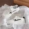 Outono 2026 Novos Sapatos Plataforma com Solado Grosso Femininos ins Estilo Coreano Casuais Sapatos Brancos Femininos Estudantes Versáteis Tênis de Plataforma MR521