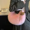 Nuevo bolso de hombro simple para mujer estilo commuter de otoño, bolso de mano de felpa de moda 2026, bolso cruzado versátil para debajo del brazo