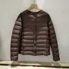 Chaqueta Corta Ligera de Plumas para Mujer Estilo 2026 con Cuello Redondo, Forro de Plumas de Pato Blanco, Abrigo Versátil de Moda Coreana Transfronterizo