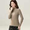 Suéter 100% cachemira pura modelo 2026 para mujer, con cuello semi-alto, diseño de punto acanalado, ajuste suave y cómodo, y adecuado para usar en capas en otoño e invierno.