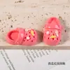 Sapato de madeira de desenho animado fofo Acessórios de resina DIY Cola de creme Capa de celular Grampo de cabelo Decorações de aplique 3D Feito à mão