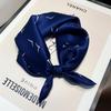 Lenço Quadrado Pequeno de Seda de Amora Verão 2024 Estilo Coreano Lenço de Seda Estampado Estilo Ocidental para Amarrar na Bolsa Decoração de Cabelo Lenço Feminino
