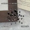 Accesorios para arte de uñas de tachuelas metálicas puntiagudas, artículo popular transfronterizo, estilo punk Y2K, dorados, plateados, negros, accesorios de uñas ponibles en forma de cono