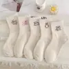 Calcetines de Estilo Lindo para Mujer, Color Sólido, Lunares, Estilo Japonés Otoño e Invierno, de Media Pantorrilla, Estilo Simple, Empalmados, Sueltos, para Maternidad, Calcetines Largos para Mujer, Venta al por Mayor