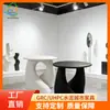 Mesa de Centro de Lujo de Moda al Mismo Estilo que las Celebridades de Internet, Mesa Auxiliar Irregular de Cemento GRC Negra y Blanca, Tablero de Mesa de Sala de Exposiciones, Taburete Artístico de Ocio, Hecho a Medida