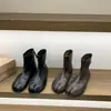 Zapatos de pezuña de cerdo con punta dividida y fondo plano botas de tobillo negras botas para mujer 2026 adelgazantes marrones con faldas primavera y otoño botas sencillas