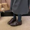 Sapatos Femininos de Couro Estilo Retrô com Aumento Oculto de Altura, Sapatos Casuais Slip-On Quentinhos de Inverno Estilo Coreano, Sapatos Preguiçosos de Pelo