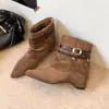 2026 Novas Botas Curtas Estilo Francês Outono Inverno Salto Escondido Temperamento Botas de Tornozelo Emagrecimento Feminino Botas para Barra da Calça Ocidental Botas Martin