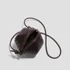 Bolso Creativo 2025 Nuevo Distintivo Moderno Bolso de Hombro Hortensia Color Sólido Alta Textura Tejido a Mano Bolso Cruzado