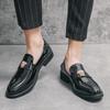 Zapatos de plataforma de estilo británico para exteriores, de moda, con cordones cruzados, negros, para hombre, de talla grande, sin cordones, de moda de otoño.