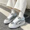Zapatillas de Leopardo de Moda Versátiles Estilo Coreano para Mujer Nuevas Primavera y Verano 2026 Zapatos Deportivos Casuales de Suela Gruesa que Aumentan la Altura