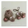 Bolsa de Dibujos Animados de Invierno para Niños Forrada de Felpa para Dedos Espesa Guantes y Bufanda Calentadores de Cuello para Niños y Niñas Guantes Resistentes al Frío para Exteriores