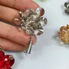 Vendas Diretas da Fábrica Joias de Flor de Contas Feitas à Mão Contas de Cristal Acessórios de Roupa DIY Acessórios Broche Acessórios de Roupa