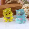 Resina Luminiscente Gatito Saludando a la Luna Luna Gato Figura Linda Moderna Creativa Decoración de Escritorio de Coche Pequeño Adorno
