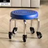 Banqueta Baixa Doméstica com Rodízios Giratórios, Banquinho Pequeno para Crianças Aprendendo a Andar, Banqueta para Manicure e Costura, Banquinho Pequeno