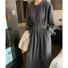 En stock vestido elegante vintage de principios de otoño estilo coreano INS suelto de longitud media para mujer vestido largo casual francés