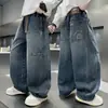 Calças de menino para primavera e outono 2026 novo modelo, calças jeans largas estilosas de perna reta para crianças grandes
