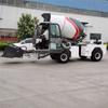 Camión revolvedor de concreto cuadrado proyecto de construcción tanque mezclador de autoalimentación camión revolvedor móvil de autoalimentación