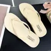 Chanclas de verano para parejas, adecuadas para el hogar, para bañarse y para usar al aire libre, antideslizantes, resistentes al olor, sandalias de dedo de suela plana para hombre