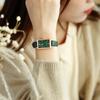EAVANLIN Reloj Cuadrado Pequeño Retro Simple Reloj Cuadrado Elegante Evanine Lujo Ligero Nicho Nuevo Estilo Reloj para Mujer