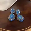 Aretes colgantes ovalados estilo francés incrustados de diamantes, collar simple retro vintage de moda, juego de joyería de nicho de lujo ligero