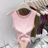Regata canelada multicolorida para mulheres, verão e outono, camisola simples com decote U, disfarça protuberâncias laterais, top base elástico sem mangas
