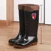 Botas de lluvia extra altas zapatos impermeables de caña alta para hombre suela de tendón resistente al desgaste botas de lluvia para hombre forradas de polar medianas y cortas zapatos de goma antideslizantes para cocina