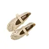 Sapatos Mary Jane Femininos Redondos Vazados Tecidos com Fivela de Uma Linha 2025 Novos Sapatos de Ballet Retrô