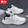 Zapatos para Hombre Warrior 2026 Nuevo Otoño Zapatos Deportivos Negros Warrior para Correr con Suela Suave, Ligeros para el Traslado Diario al Trabajo M