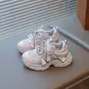 Zapatos Dad para Niñas 2026 Nuevo Modelo Popular Zapatos para Niños Suela Suave Malla Transpirable Tenis Casuales para Niñas Pequeñas