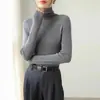 Suéter Básico de Malha Sem Costura de Alta Qualidade Estilo Preguiçoso para Mulheres Outono e Inverno 2025 Top Slim de Gola Alta