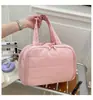 Nueva Bolsa de Maquillaje con Apertura Doble Amplia, Gran Capacidad y Múltiples Compartimentos, Portátil y Elegante, un Imprescindible Organizador de Artículos de Tocador para Viaje para Mujeres