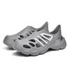Nuevos zapatos de cueva para hombre, sandalias transpirables personalizadas antideslizantes de verano para vadear, zapatos de playa huecos deportivos de ocio al por mayor