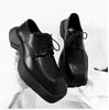 Plataforma de nicho zapatos Derby de punta cuadrada para hombre estilo británico de alta calidad zapatos de cuero para peluquero piel de vaca zapatos de vestir casuales versátiles