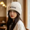 Gorro de Punto con Dobladillo para Mujer, Estilo Nuevo Otoño e Invierno, Bordado de Letra Graffiti Personalizado a Mano, Unisex, Cálido para el Frío