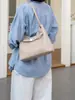 Bolso nuevo de piel genuina para mujer, moda callejera, práctico para el trayecto diario, bolso tote de piel de vaca de gran capacidad, bolso de hombro, bolso cruzado, bolso de axila