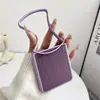 Funda de Felpa Color Visón Adecuada para Samsung Zflip5 Zflip4/Zflip3 Funda Protectora Plegable Integrada con Sensación de Piel