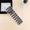 Pinza Negra para Flequillo de Mujer, Pasador Lateral, Nuevo Accesorio para el Cabello de Moda 2025, Pinza Bb para la Frente