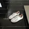 Artículos en stock Piel genuina Amarillo Retro Zapatillas de Entrenamiento Alemanas para Mujer Primavera y Otoño Nuevas Versátiles con Cordones Zapatos Forrest Gump Aumentadores de Altura Interior Zapatos Casuales de Plataforma