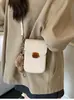 Bolsa de Celular Transfronteiriça Novo Modelo Mais Vendido Primavera 2026 Bolsa Pequena para Mulheres Influenciadora da Internet Versátil Retro Bolsa de Ombro Transversal