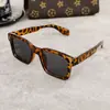 Gafas de sol nuevas, protección UV, gafas para el sol, estilo popular entre influencers europeos y americanos, con diseños de flecha y remaches, unisex