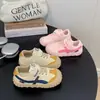 Tenis blancos para niños, nuevo estilo 2026, transpirables para primavera/otoño, zapatos deportivos casuales con suelas suaves para niños y niñas, adecuados para bebés y niños pequeños, estilo Forrest Gump