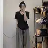 Entrega em peça única camiseta básica gola V ombro à mostra feminina manga curta verão solta combina com tudo algodão branco top