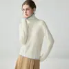 Novo suéter feminino 100% cashmere puro para outono e inverno com design de gola alta falsa, criando um visual em camadas, uma camada interna quente e um top de tricô