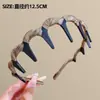 Diadema floral de uso diario, diadema envolvente de lujo ligero de alta gama, pinza para el cabello de tela antideslizante versátil, accesorio para el cabello para mujeres