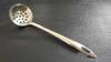 Cuchara colador de acero inoxidable 201 cuchara para olla caliente para cocinar suministros de cocina resistente a altas temperaturas antiquemaduras fabricantes de Jieyang mayoreo
