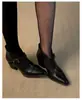 ~Botas de Cano Curto de Couro Super Macio Estilo Old Money de Luxo para Mulheres, Bico Fino, Fivela de Couro, Salto Bloco, Emagrecedoras, Versáteis